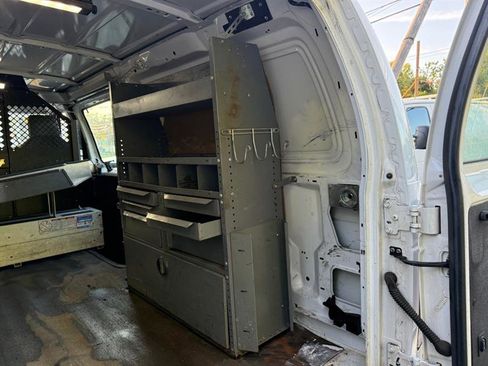 Used 2014 Ford E-150 and Econoline 150 w/ Power Group image 27