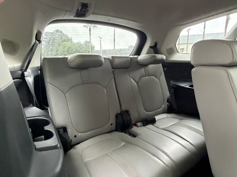 Used 2023 Honda Pilot Touring image 49