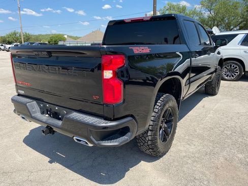 Used 2025 Chevrolet Silverado 1500 LT Trail Boss AWD/4WD image 6