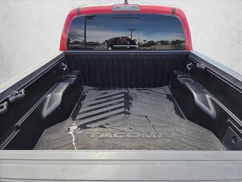 Used 2021 Toyota Tacoma TRD Off-Road w/ Technology Package image 6