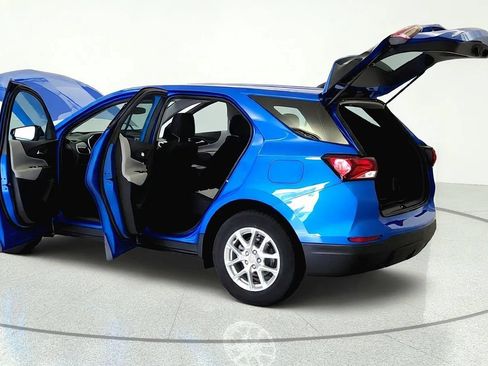 Used 2024 Chevrolet Equinox LS w/ LPO, Floor Liner Package FWD image 10
