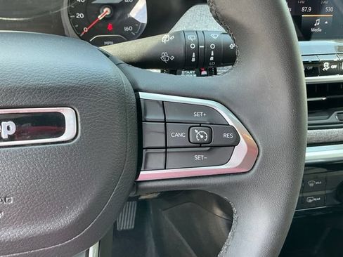 Used 2024 Jeep Compass Latitude AWD/4WD image 26