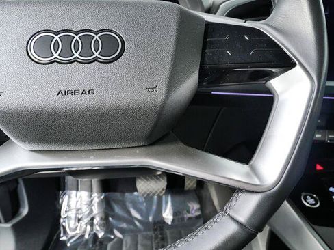 Used 2024 Audi Q4 e-tron Premium Plus AWD/4WD image 21