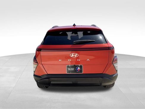 Used 2024 Hyundai Kona SEL FWD image 6