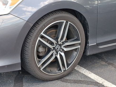 Used 2017 Honda Accord Sport Special Edition image 4