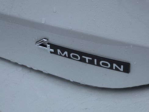 New 2026 Volkswagen Tiguan S AWD/4WD image 14