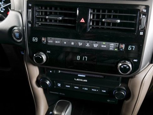 Used 2023 Lexus GX 460 Premium w/ Premium Package AWD/4WD image 14