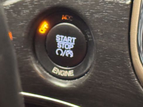 Used 2015 Jeep Grand Cherokee Limited RWD image 9
