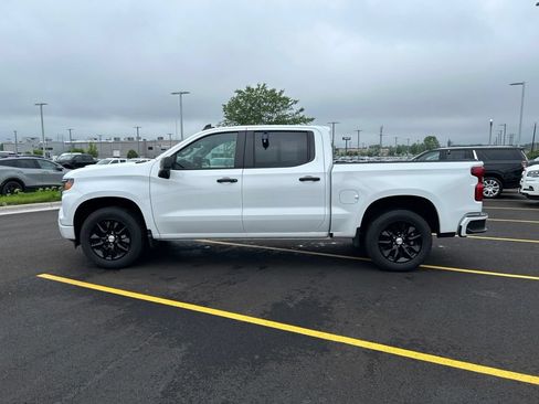 Used 2024 Chevrolet Silverado 1500 Custom AWD/4WD image 10