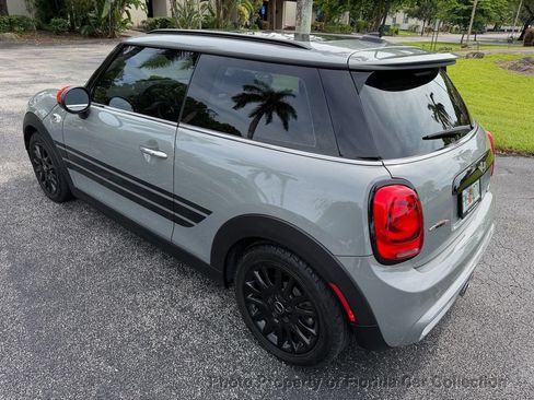 Used 2016 MINI Cooper S FWD image 3