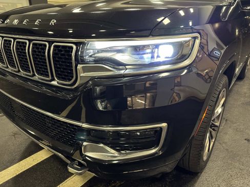 Used 2024 Jeep Wagoneer Series III w/ Premium Group I image 9