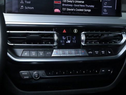 Certified 2023 BMW X3 xDrive30i w/ Premium Package image 28