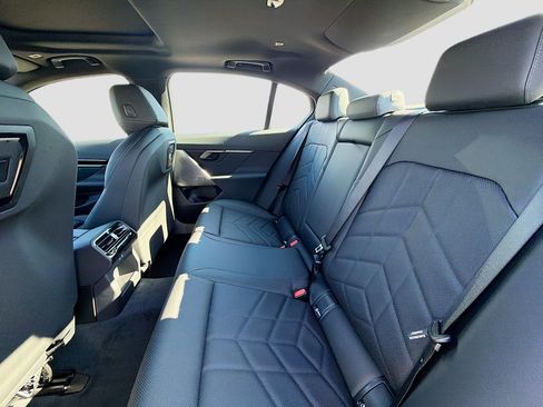 New 2026 BMW 530i w/ Convenience Package image 21