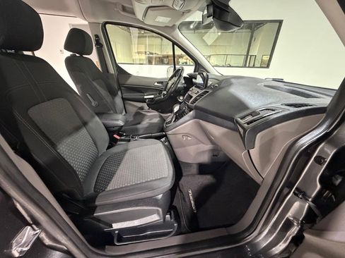 Used 2020 Ford Transit Connect XLT image 23