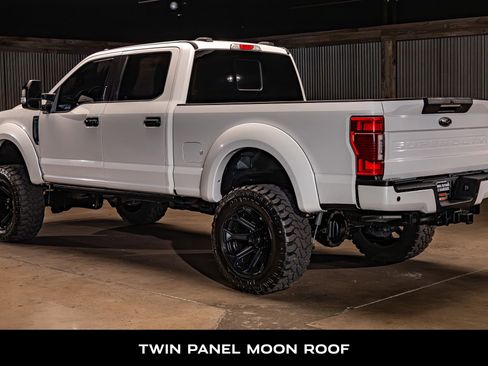 Used 2022 Ford F250 Lariat w/ Black Appearance Package AWD/4WD image 6