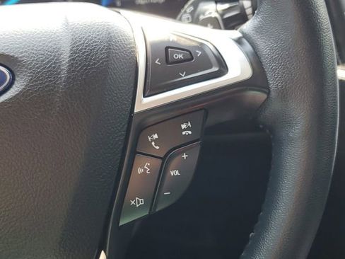 Certified 2024 Ford Edge SEL w/ Convenience Package AWD/4WD image 16