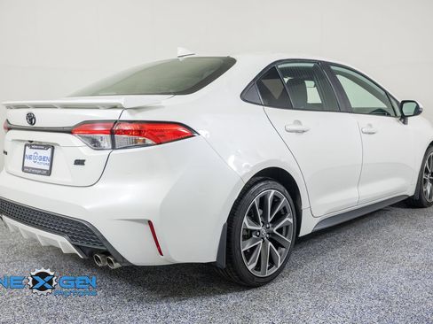 Used 2021 Toyota Corolla SE w/ Carpet Mat Package (TMS) FWD image 7