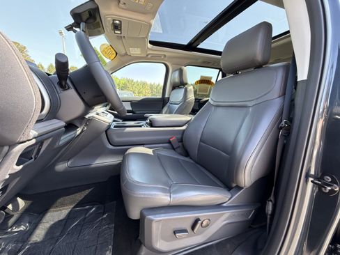 Used 2025 Ford Expedition Max Active image 11