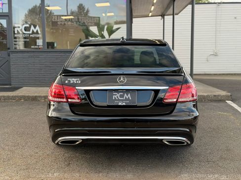 Used 2014 Mercedes-Benz E 350 Sedan image 6