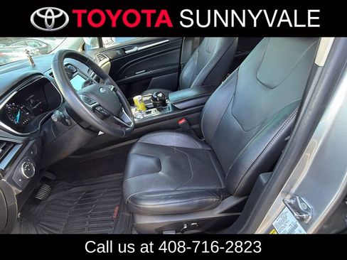 Used 2020 Ford Fusion Energi Titanium FWD image 4