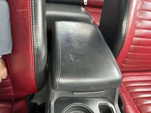 Used 2013 Dodge Challenger SXT Plus image 21