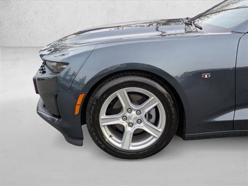 Used 2020 Chevrolet Camaro LT image 29