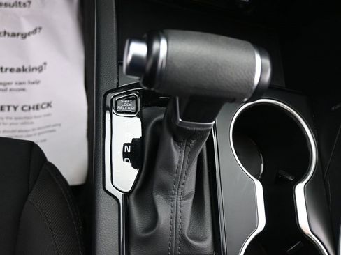 Used 2023 Kia K5 LXS image 22