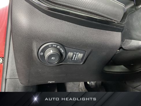 Used 2023 Jeep Compass Latitude w/ Convenience Group AWD/4WD image 25