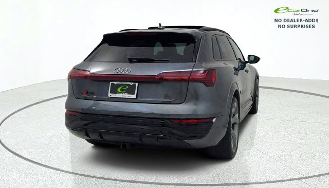 Used 2024 Audi Q8 e-tron Prestige w/ Prestige Package AWD/4WD image 7
