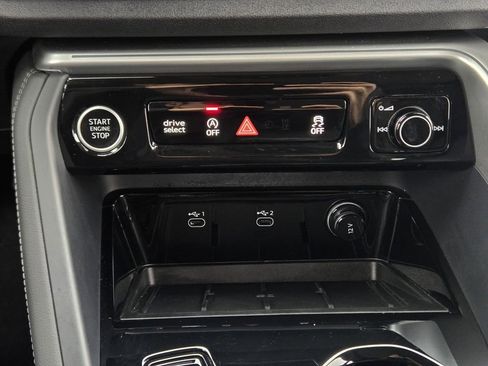 Certified 2025 Audi Q5 Premium w/ Convenience Package AWD/4WD image 24