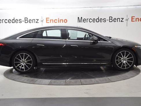 Used 2023 Mercedes-Benz EQS 580 4MATIC Sedan image 7