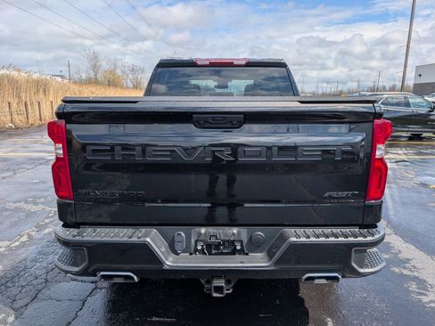 Used 2023 Chevrolet Silverado 1500 RST w/ Z71 Off-Road Package image 7