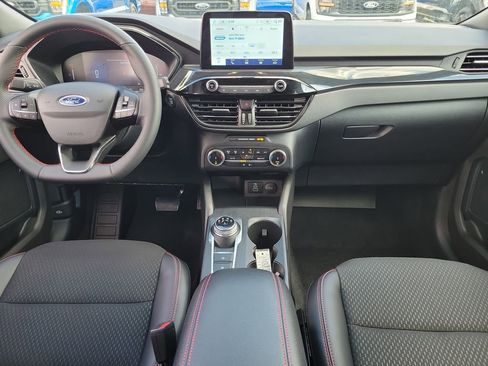 Used 2025 Ford Escape ST-Line image 11