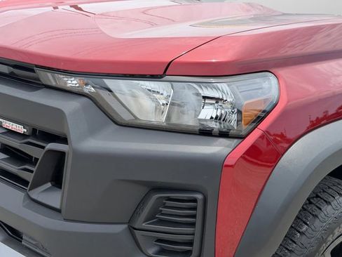 Certified 2024 Chevrolet Colorado Trail Boss w/ Technology Package AWD/4WD image 32