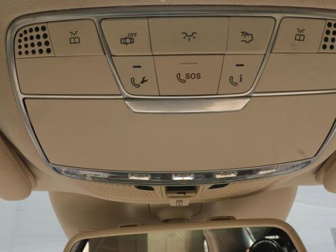 Used 2014 Mercedes-Benz S 550 Sedan image 21