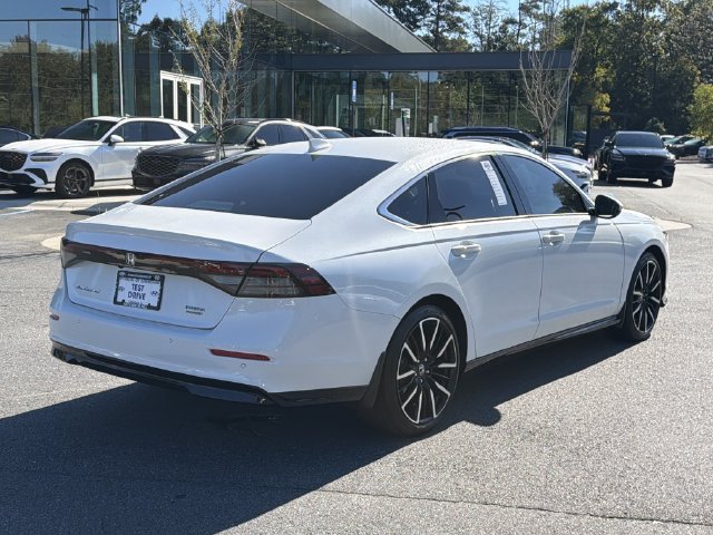 Used 2023 Honda Accord Touring image 8