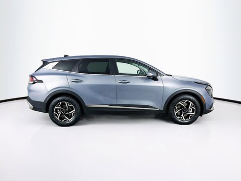 Used 2025 Kia Sportage LX FWD image 10