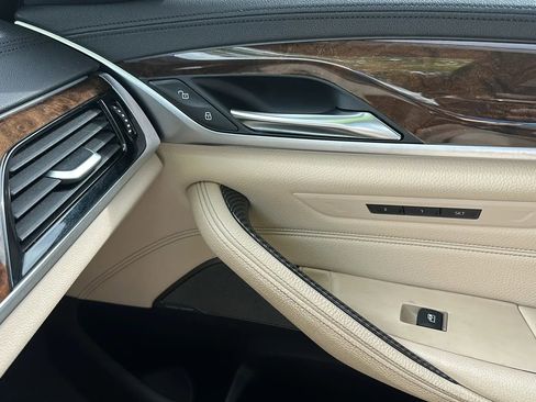Used 2017 BMW 540i RWD image 43