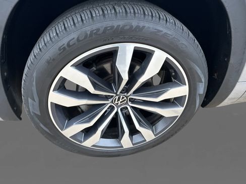 Used 2022 Volkswagen Atlas SEL Premium image 8