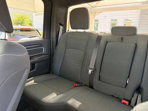 Used 2025 RAM 2500 Big Horn AWD/4WD image 40