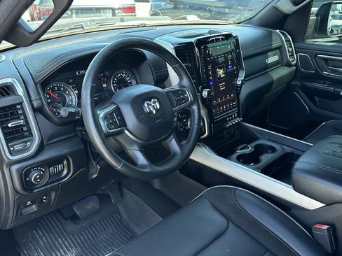 Used 2019 RAM 1500 Laramie AWD/4WD image 19