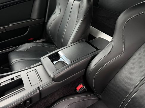 Used 2015 Aston Martin V8 Vantage GT image 13
