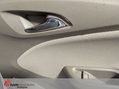 Used 2018 Chevrolet Cruze LT w/ Convenience Package FWD image 32