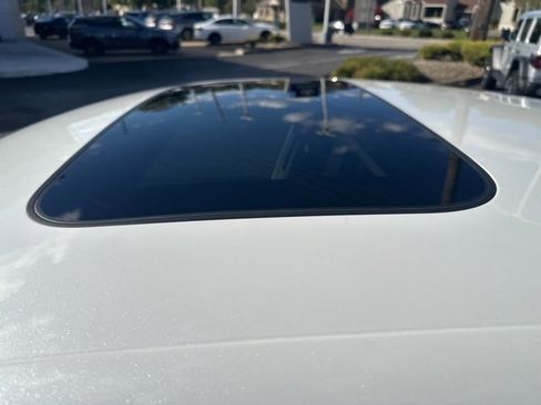 Used 2025 Acura Integra image 7