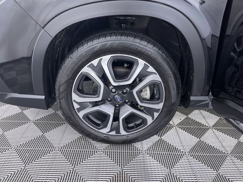 Certified 2023 Subaru Ascent Limited w/ Technology Package image 27