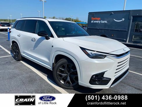 Used 2025 Lexus TX 500h AWD w/ Technology Package image 1