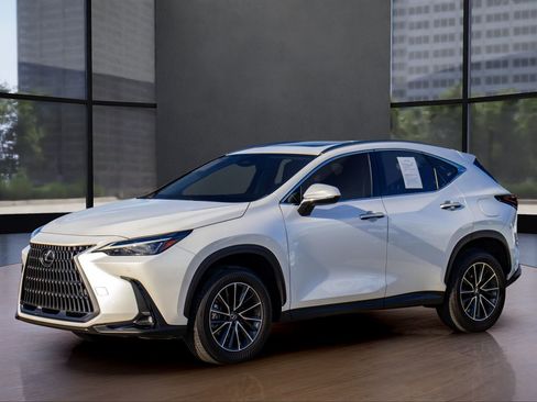 Used 2024 Lexus NX 250 FWD w/ Premium Package image 1