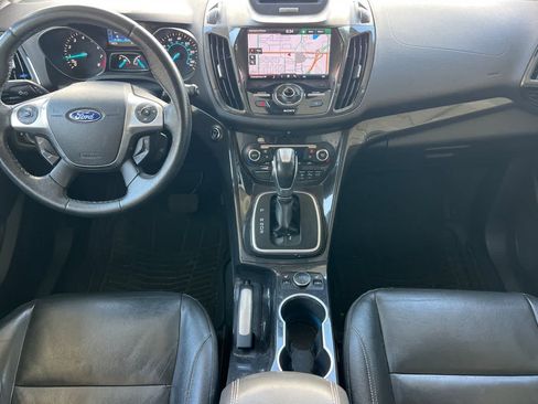 Used 2014 Ford Escape Titanium w/ Equipment Group 401A FWD image 4
