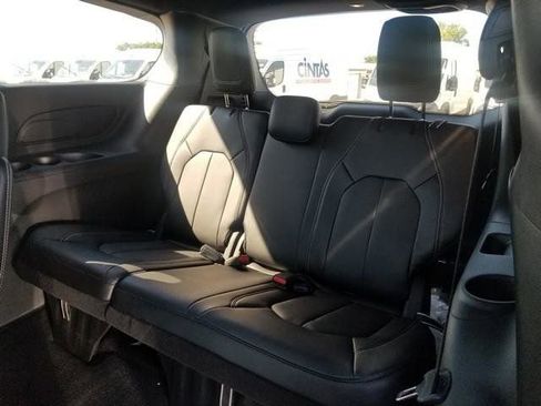 New 2026 Chrysler Voyager LX FWD image 10