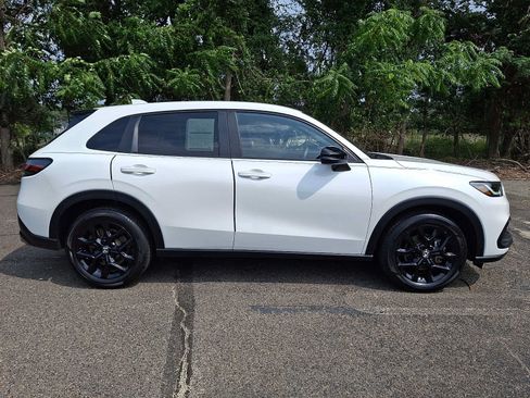 Certified 2024 Honda HR-V Sport image 7